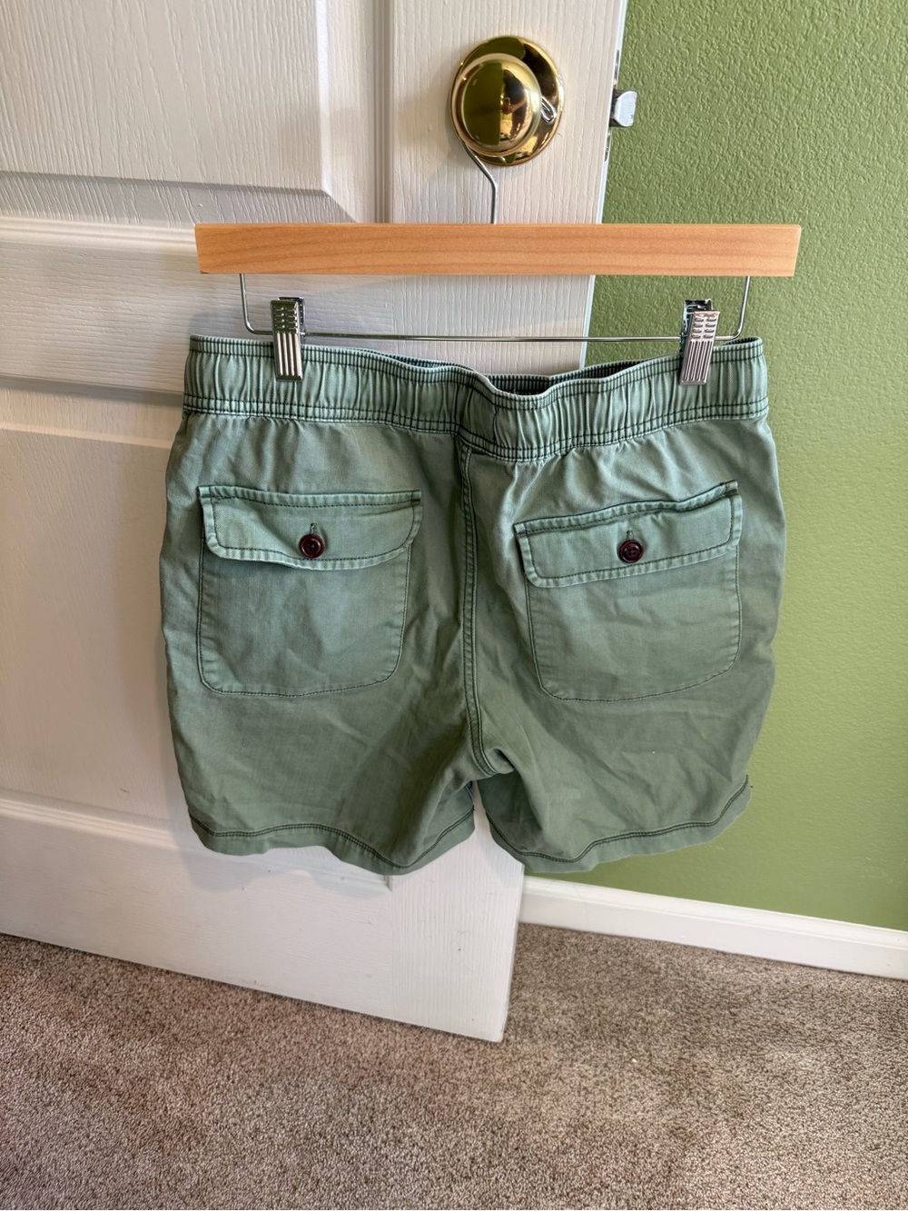 Men's Green Drawstring Shorts - Picture 2 of 3